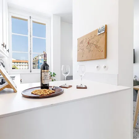 公寓 Douane - 2 Bedroom In Front Of The Port *